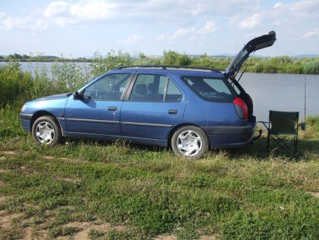 Peugeot 306